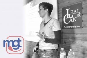 Charlas y conferencias sobre alimentación natural para perros